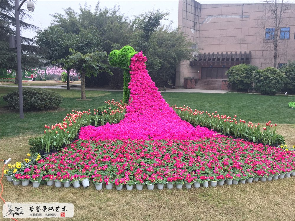 成都仿真绿植造型雕塑案例，广汉三星堆植物绿雕 (4)