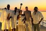还是乔丹有面!前NBA球员大Q晒乔丹希腊活动现场照 可谓众星云集