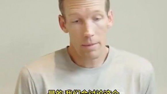 再续2年🔥邓利维曾言:我可以自信地说,库里永远会是勇士球员
